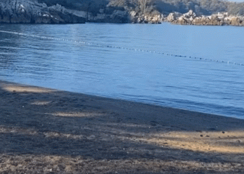 Sezon bitti, plajlar kimsesiz kaldı