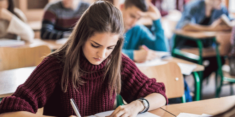 Öğretmenlik kariyer basamakları kılavuzu yayımlandı