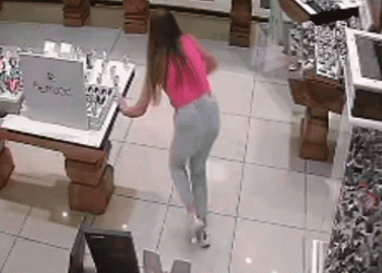 60 bin liralık saatleri çalıp kaçtı