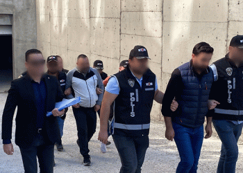 Erzurum polisinden FETÖ operasyonu