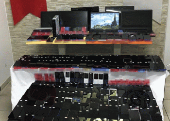 Kart dolandırıcılarına operasyon