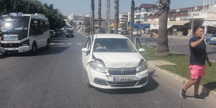 Yaya geçidinde zincirleme kaza