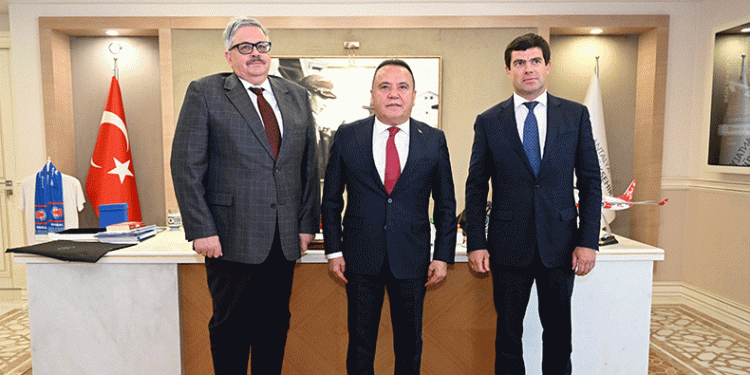 Böcek: “90 bin Rus konut aldı”