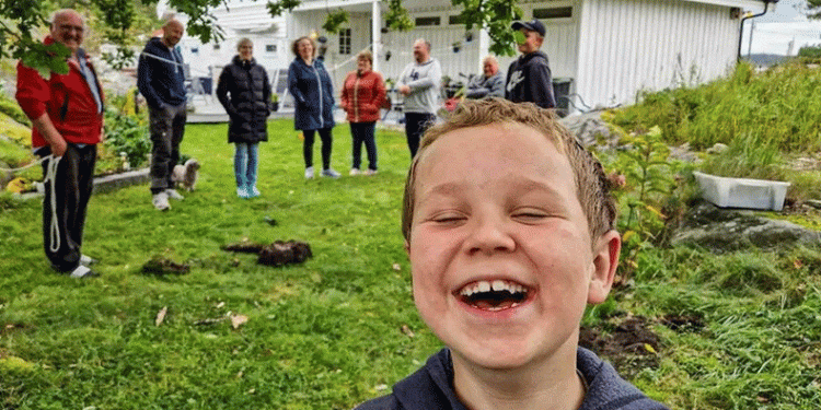 Küpe ararken Viking kalıntısı buldular