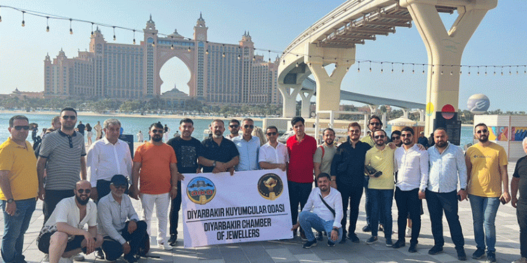 Diyarbakır ‘hasır bileziği’ Dubai’de tanıtıldı
