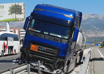 Şoför uyudu, faciadan dönüldü