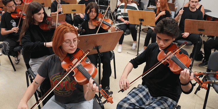 Muhteşem çocuklar konser için hazır