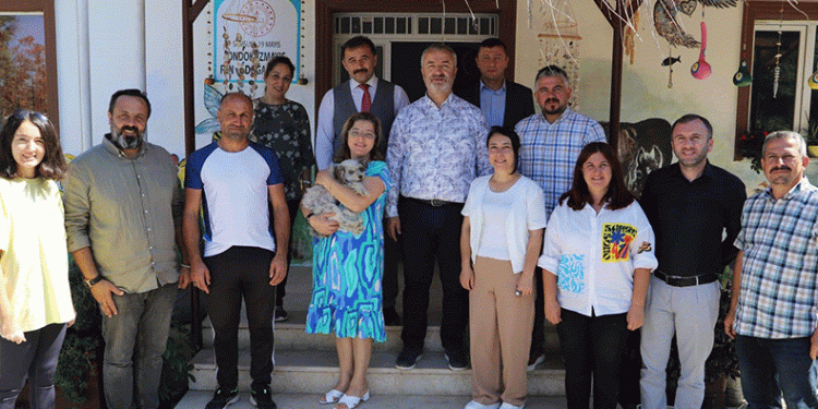 İlkokul öğrencileri için fen ve doğa okulu