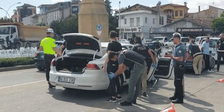 Çorum polisi suçlulara göz açtırmıyor