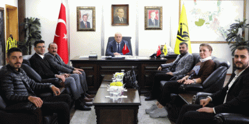 MHP’den Pekmezci’ye ziyaret