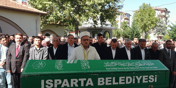 MHP eski il başkanı Isparta’da defnedildi