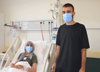 Oğlunun böbreği ile hayata tutundu