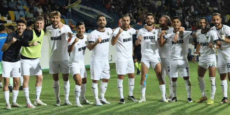 Menemen FK, galibiyet serisini başlattı