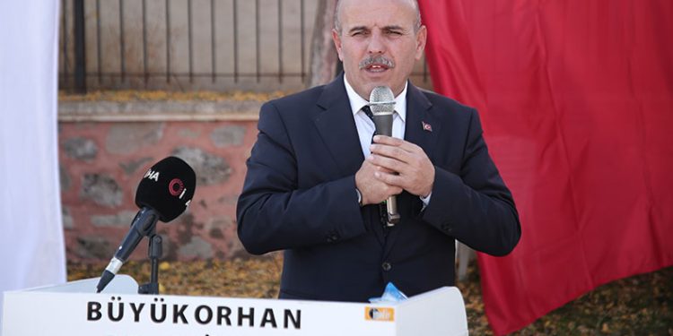 “Zulüm gören kardeşlerimizin Allah yardımcısı olsun”