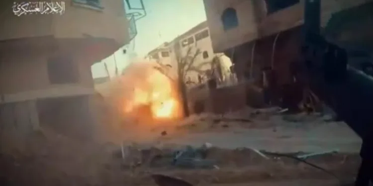 Kassam Tugayları paylaştı, İsrail tankları böyle vuruldu