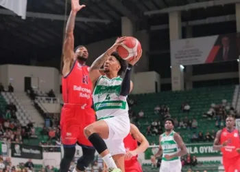 Bursaspor İnfo Yatırım’dan 104 sayılık galibiyet