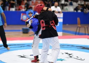 Mudanya’da Alpagut rüzgarı esti