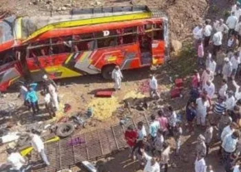 Hindistan’da katliam gibi kaza: 36 ölü, 19 yaralı