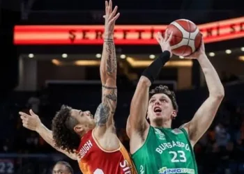 Bursaspor İnfo Yatırım Galatasaray’ı devirdi