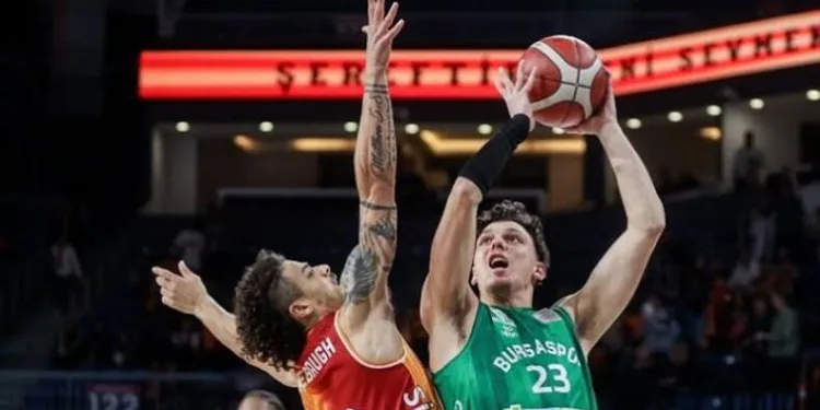 Bursaspor İnfo Yatırım Galatasaray’ı devirdi