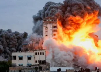 İsrail, BM’ye ait Fakhoora Okulu’nu vurdu: 50 ölü