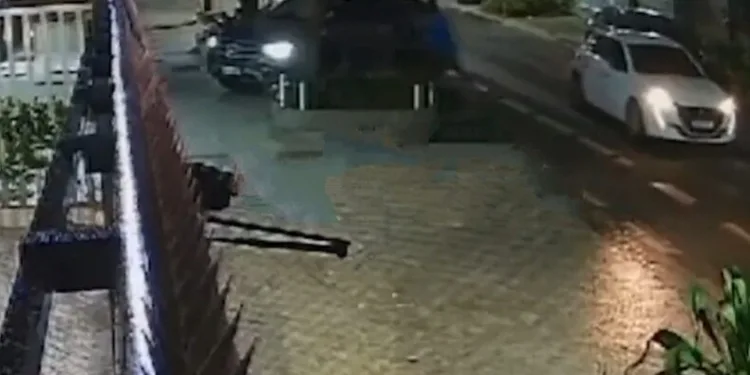 Brezilyalı efsane oyuncu soyguncular tarafından gasp edildi!