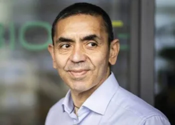 Uğur Şahin kanser aşısı için tarih verdi!