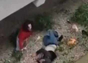 Bu defa kadın erkeğe şiddet uyguladı