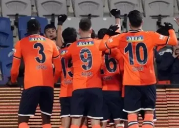Başakşehir, Pendikspor’a karşı gol oldu yağdı!