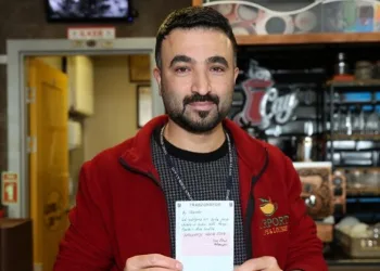 Trabzonsporlular açlıktan kapalı kantine girdi!