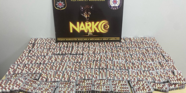 Polis ekiplerinden uyuşturucu operasyonu
