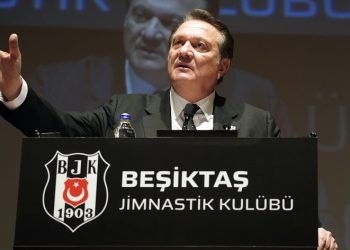 Beşiktaş Başkanı Hasan Arat: “Beşiktaş’ın sahibi taraftarıdır”