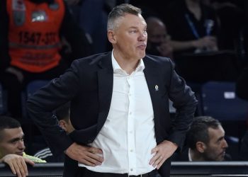 Sarunas Jasikevicius: “İkinci yarı Efes’i durdurduk”