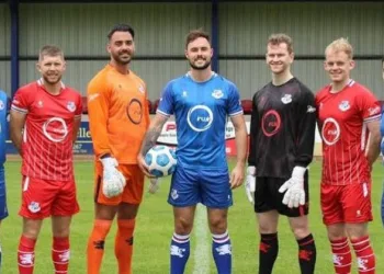 282 kişilik köy takımı Premier Lig’de!