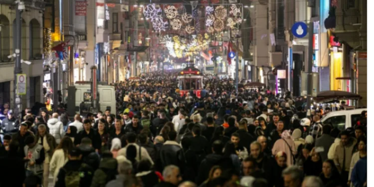 Taksim’de yılbaşı yoğunluğu