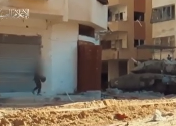 Gazze Şeridi’nde savaş sürüyor