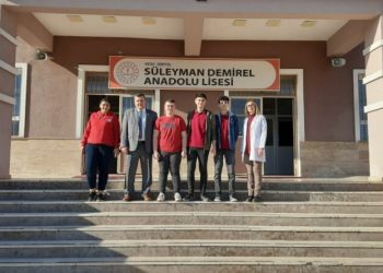 Depremin çocukları robotik kodlamada dünya üçüncüsü oldu