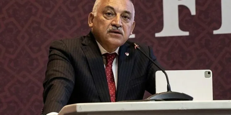 Lig maçları süresiz olarak ertelendi