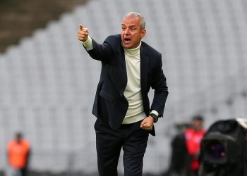 İsmail Kartal rekorlara doymuyor