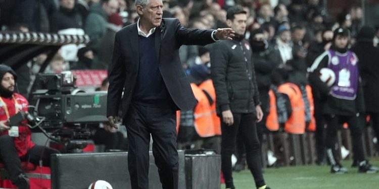Fernando Santos, galibiyetle başladı