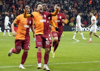 Dries Mertens 5. golünü attı