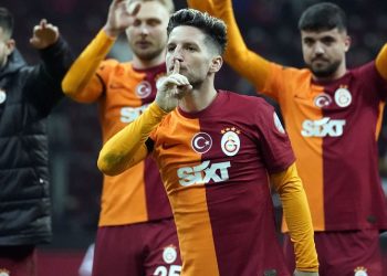 Maç sonu 3’lüsü Dries Mertens’ten