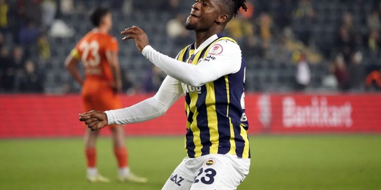Michy Batshuayi, 4 golle yıldızlaştı