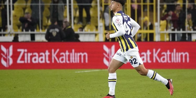 Fenerbahçe’de 18 yaşındaki Efekan ve Ahmet Necat, ilk kez oynadı