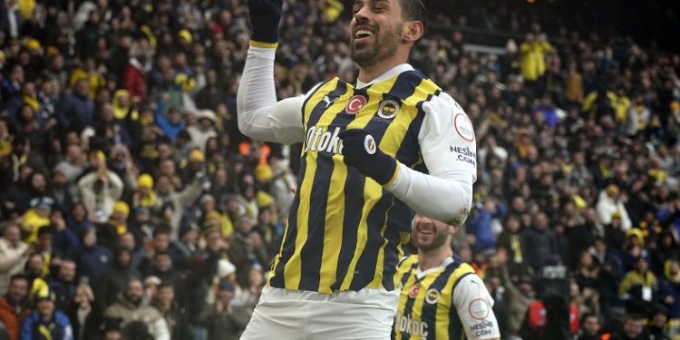 İrfan Can Kahveci, gollerine devam etti