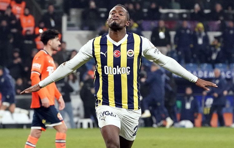 Michy Batshuayi, bu sezon 14. golünü attı