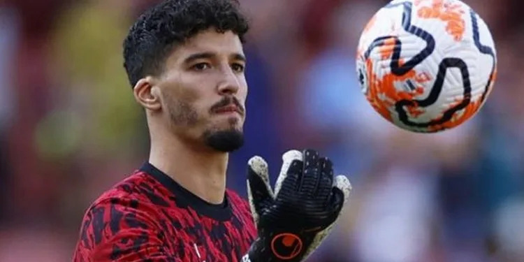 Altay Bayındır Manchester United’daki son durumu anlattı