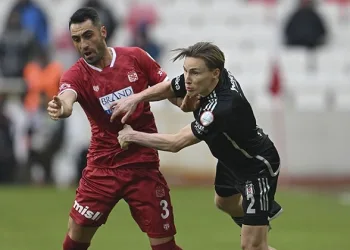 Beşiktaş Sivasspor’a da mağlup oldu