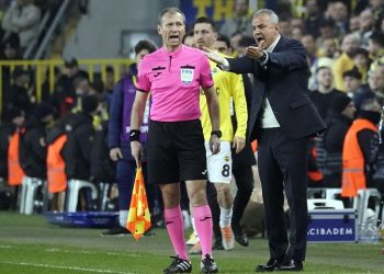 Fenerbahçe Teknik Direktörü İsmail Kartal: “Sonuna kadar bu yarışın içinde olacağız”