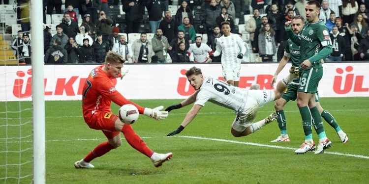 Semih Kılıçsoy, ligde 8. golünü attı